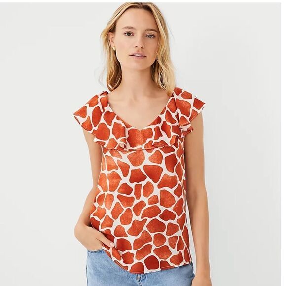 Ann Taylor Giraffe Print Mixed Media
Ruffle Neck Shell, size L - Picture 1 of 9